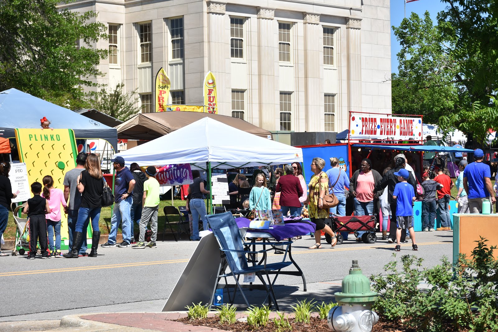 Free Bird's Adventures 2017 May 6, Strawberry Festival Moulton, AL 🍓🍓🍓🍓