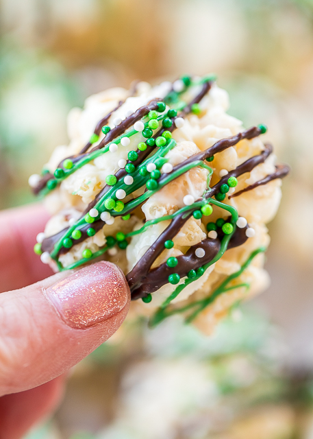 No-Bake Mint Chocolate Krispies - only 5 ingredients and 5 minutes! These are dangerously delicious! Drizzle with melted chocolate and green candy melts for a festive St. Patrick's Day treat!! Almond bark, peppermint oil, rice krispies, peanuts and marshmallows. #nobake #stpatricksday #candy #easydessert No-Bake Mint Chocolate Krispies - only 5 ingredients and 5 minutes! These are dangerously delicious! Drizzle with melted chocolate and green candy melts for a festive St. Patrick's Day treat!! Almond bark, peppermint oil, rice krispies, peanuts and marshmallows. #nobake #stpatricksday #candy #easydessert