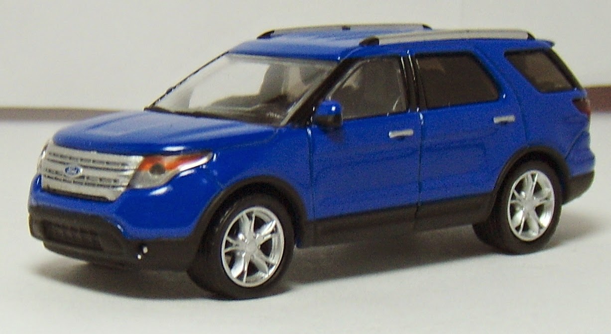 Two Lane Desktop: Greenlight 2013 Ford Explorer