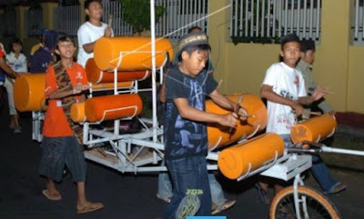 Musik Tongtek Tradisi Bulan Puasa Ramadan Musik Tongtek Tradisi Bulan Puasa Ramadan Yang Tak Lekat Oleh Zaman