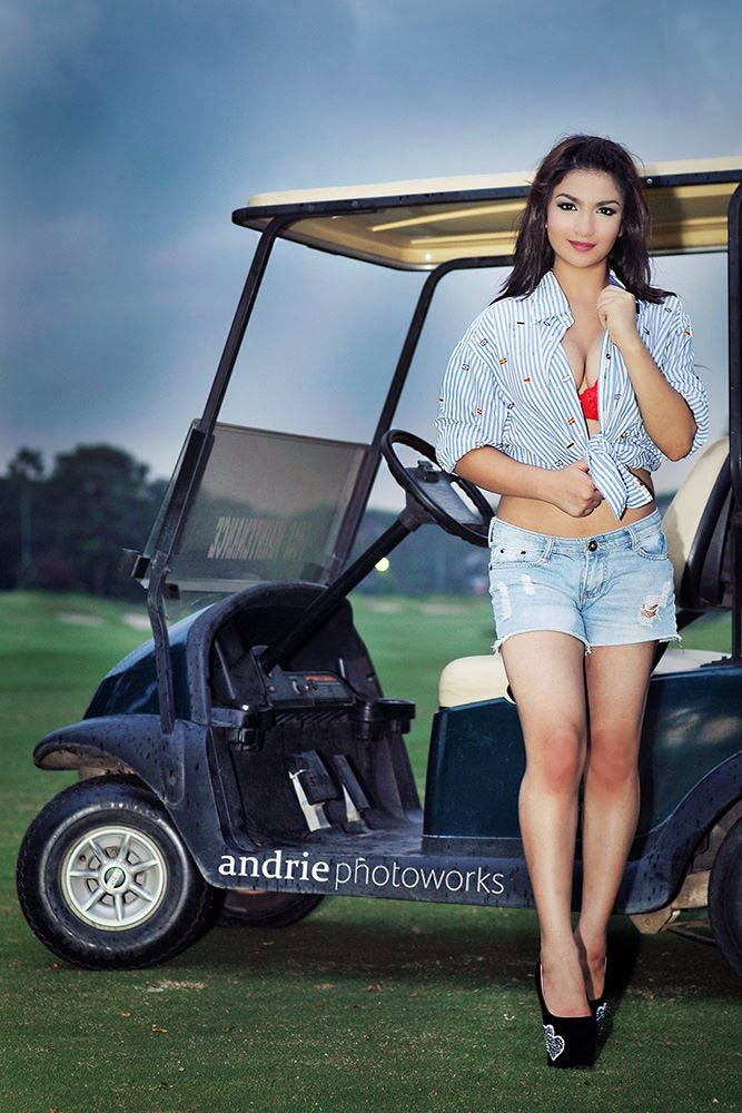 Galeri Foto Siva Aprilia Terbaru dan Populer | Best Sexy Model Photo Shoot