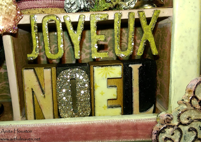 The Artful Maven: Joyeux Noel Configurations Boxes