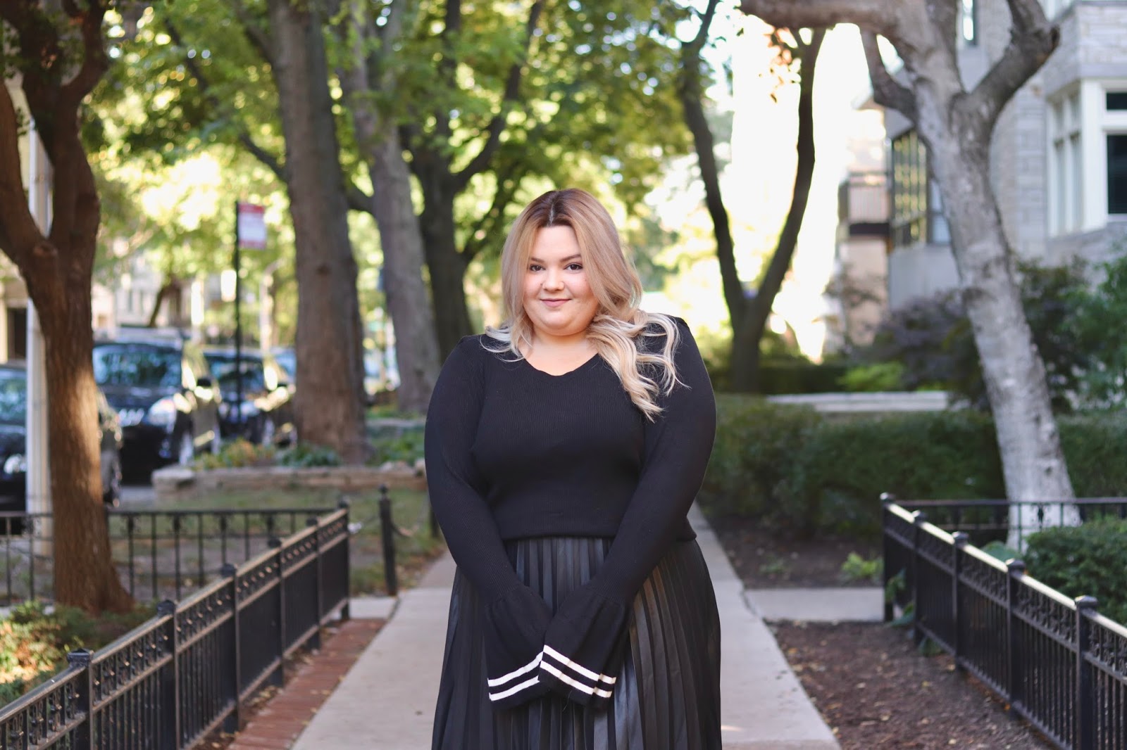 natalie craig, chicago fashion blogger, plus size fashion, Natalie in the city, affordable plus size clothing. eloquii Chicago, eloquii sweater, plus size clothes, curves and confidence, midwest blogger, digital influencer, influencer, pleated plus size maxi skirts, fall fashion 2017, plus size fall fashion