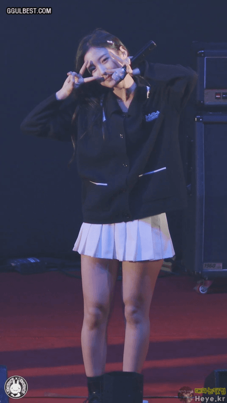 비시즌 돌아온 꿀벅지 오마이걸 아린