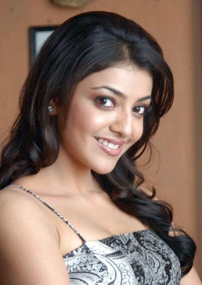 Tamil Actress Kajal Agarwal Face Close Up Images