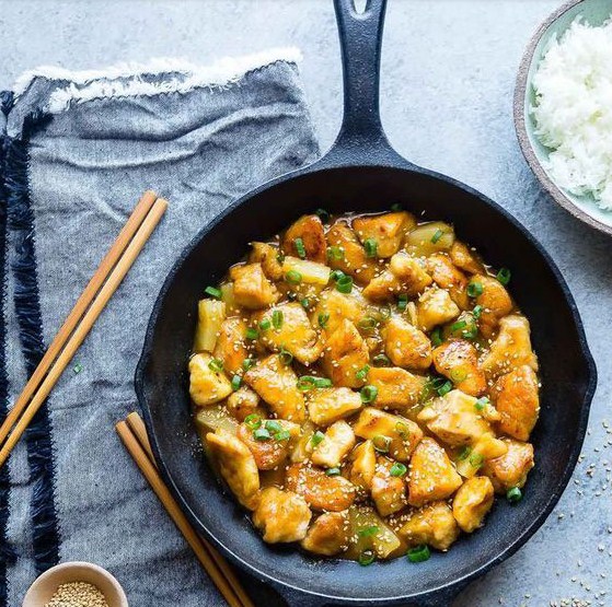 Whole30 + Paleo Pineapple Firecracker Chicken Whole30 + Paleo Pineapple Firecracker Chicken