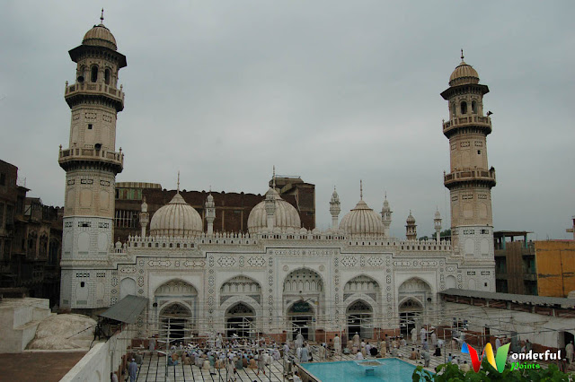Masjid Mohabat Khan - 20 Breathtaking Masjid Of Pakistan You Must See | Wonderful Points