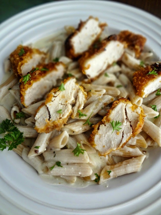 Crispy Chicken with Italian Sauce & Noodles Crispy Chicken with Italian Sauce & Noodles