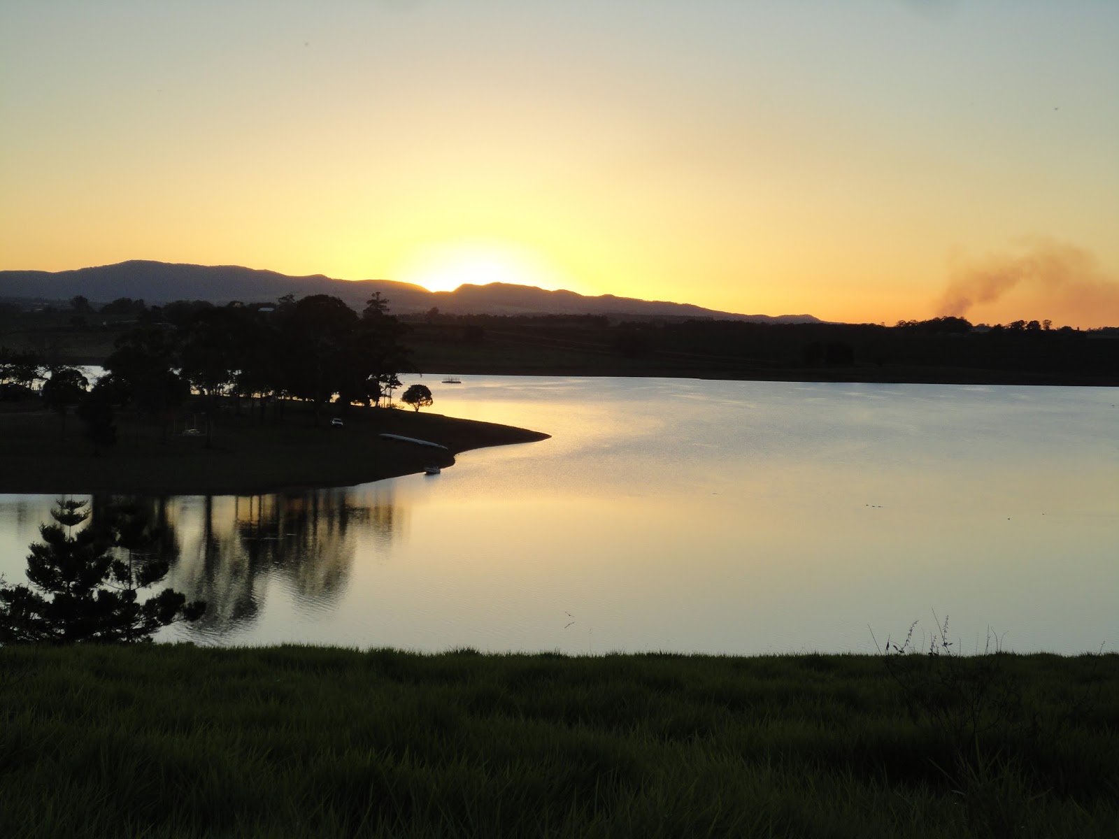 Thorpe Rd Lake Tinaroo Tinaroo Lakefront Paradise