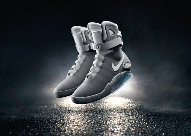 sal Aprendiz raqueta Video | Michael J. Fox recibió el Primer par de Nike Mag 2015 - JS!