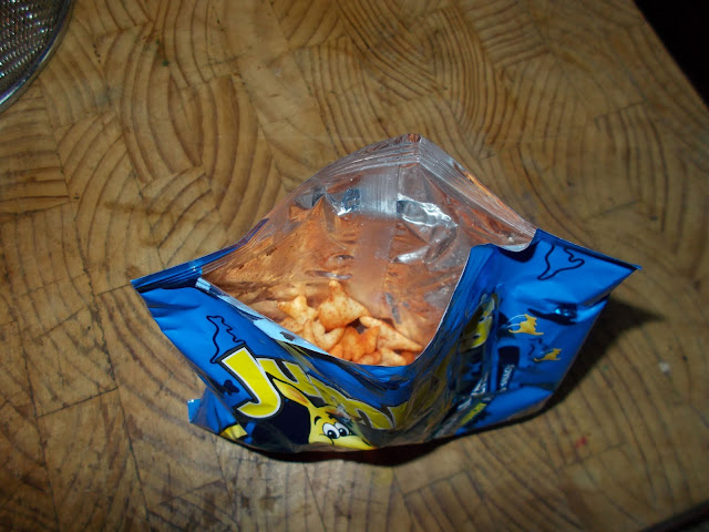 burtons cheese and tomato puffs crisps