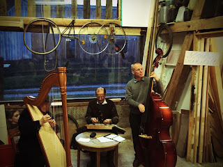 Stubenmusi im Reparaturcafe in Schondorf am Ammersee 