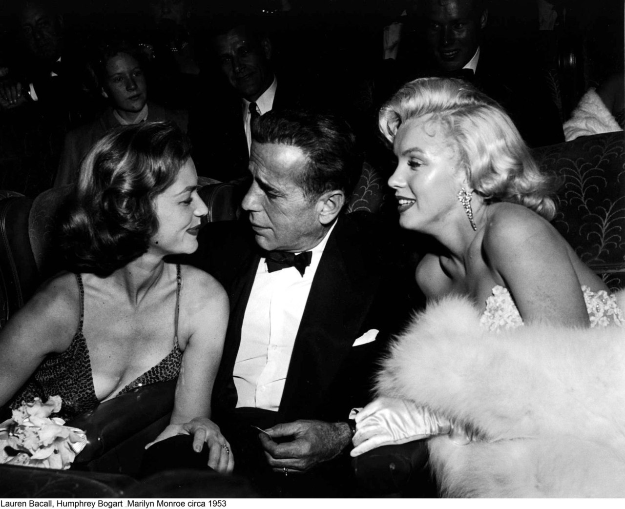 http://4.bp.blogspot.com/-R_Ap7cCR2Rs/TwS43ziRKxI/AAAAAAAABXg/4L9FzWmUrx4/s1600/Lauren+Bacall%252C+Humphrey+Bogart+%2526+Marilyn+Monroe.jpg