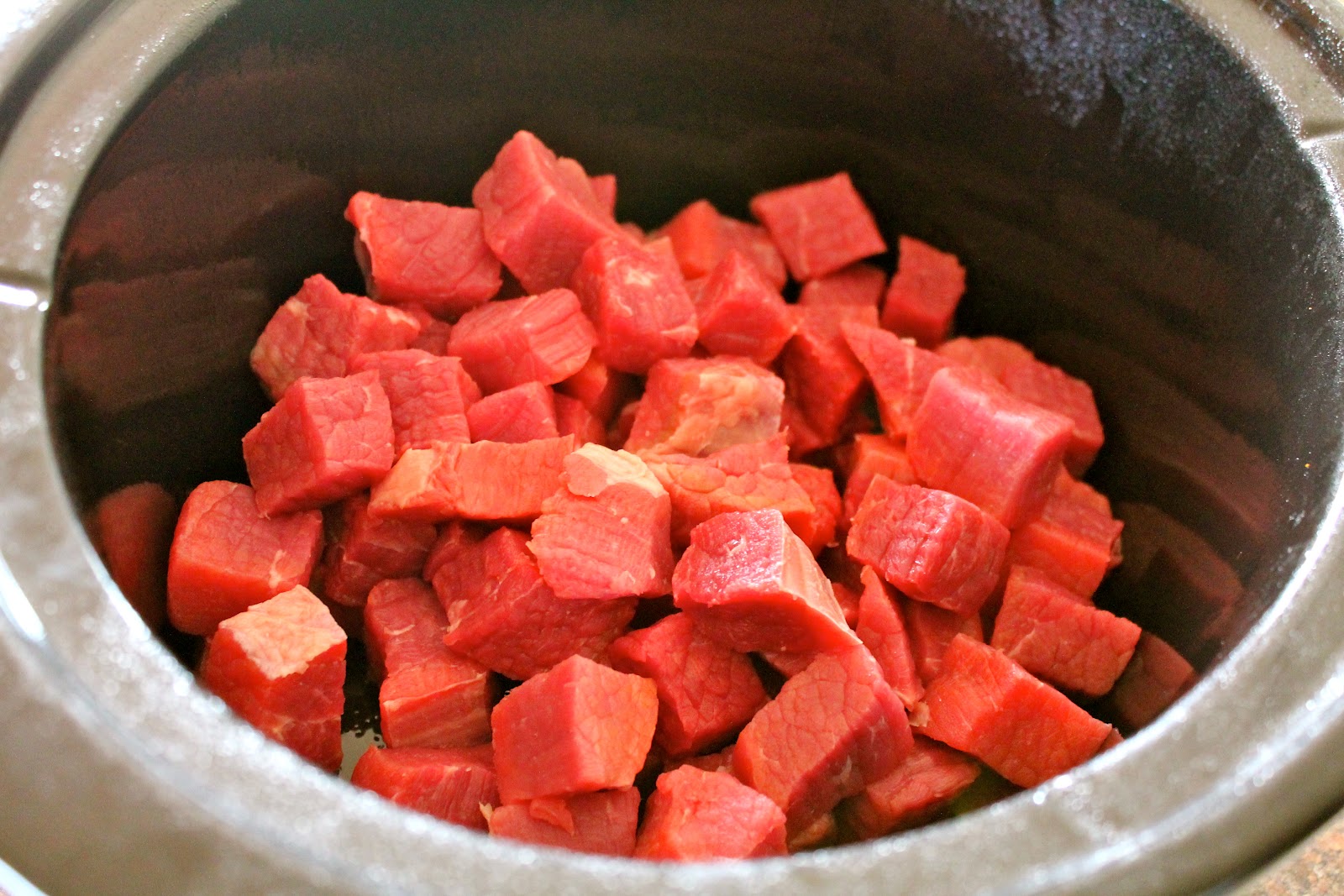 Mrs. Schwartz's Kitchen: Crockpot Beef Barley Soup