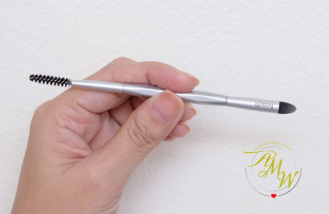 a photo of Benefit Brow Contour Pro Review by Nikki Tiu of www.askmewhats.com