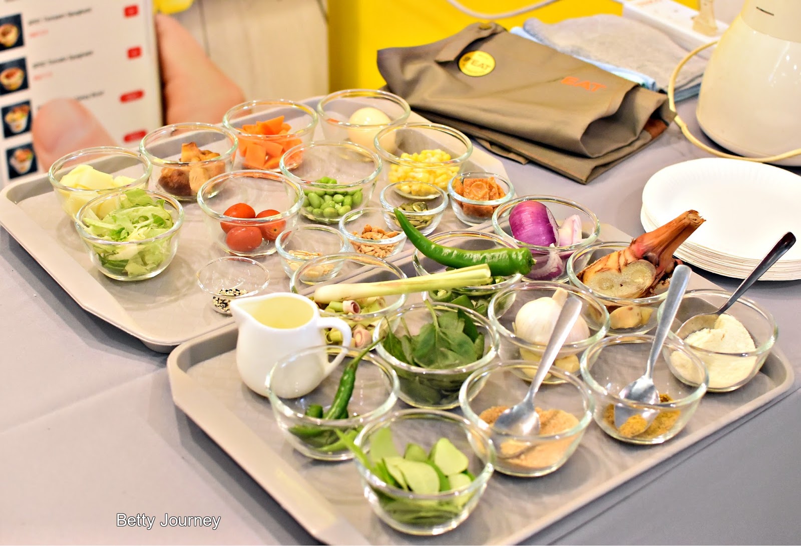 Betty's Journey: grEAT- The Healthier Fast Food In Malaysia, One Utama