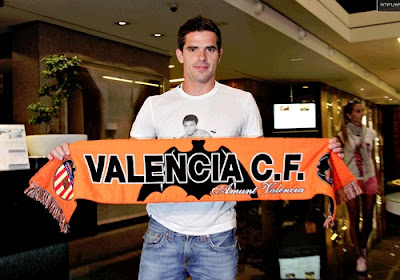 Real Madrid sells Gago to Valencia