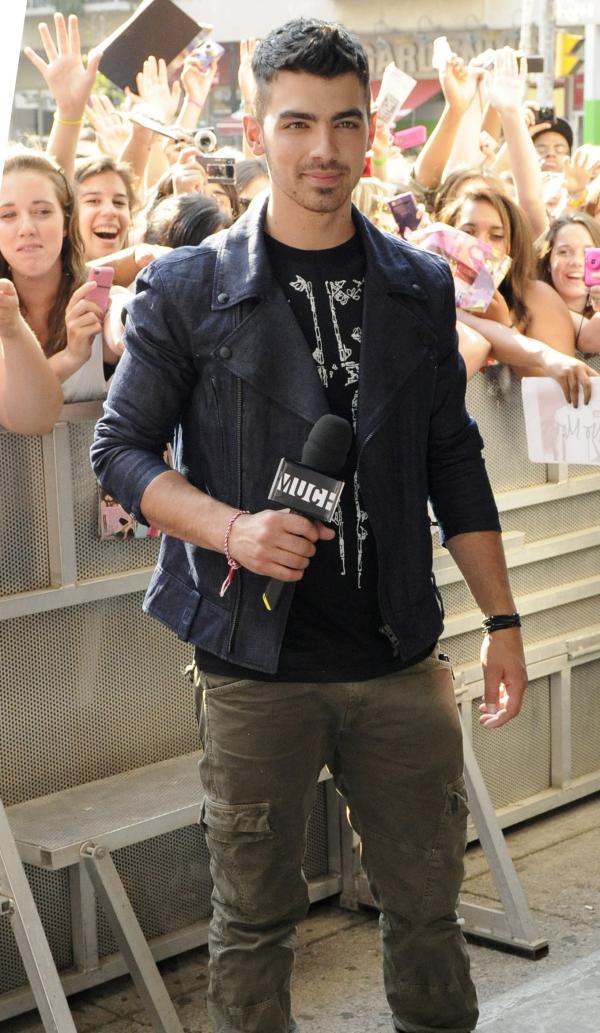 We Always Love Jonas Brothers Joe Jonas en Much Music (imágenes)