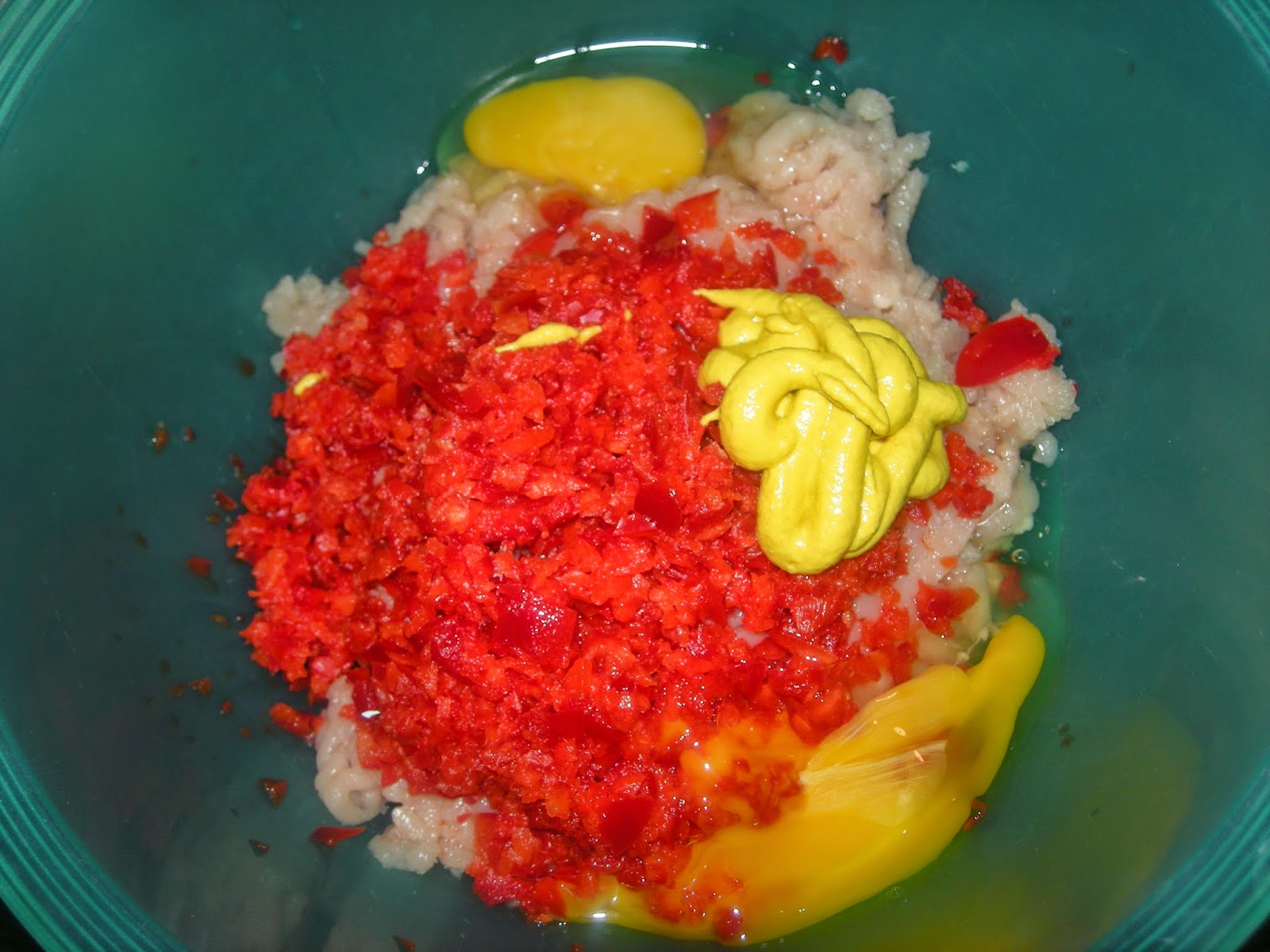 Heiner kocht! : Puten-Paprika-Frikadellen - selbst gewolft ;-)