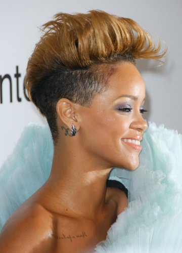 Cool Short Hairstyles Trends 2011/2012 Cool Short Hairstyles Trends 2011/2012