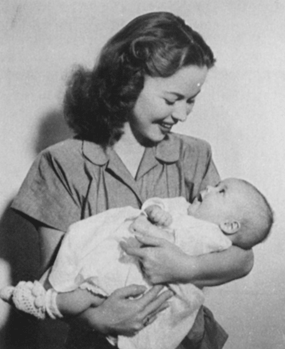 Shirley Temple with daughter Susie, 1948