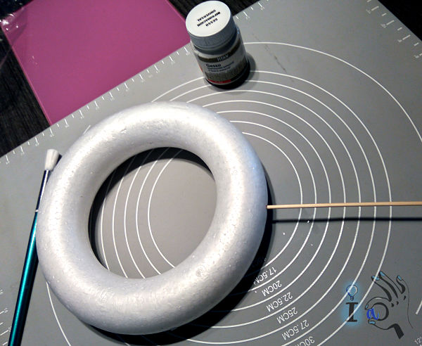 Corona-navideña-gesso-Ideadoamano