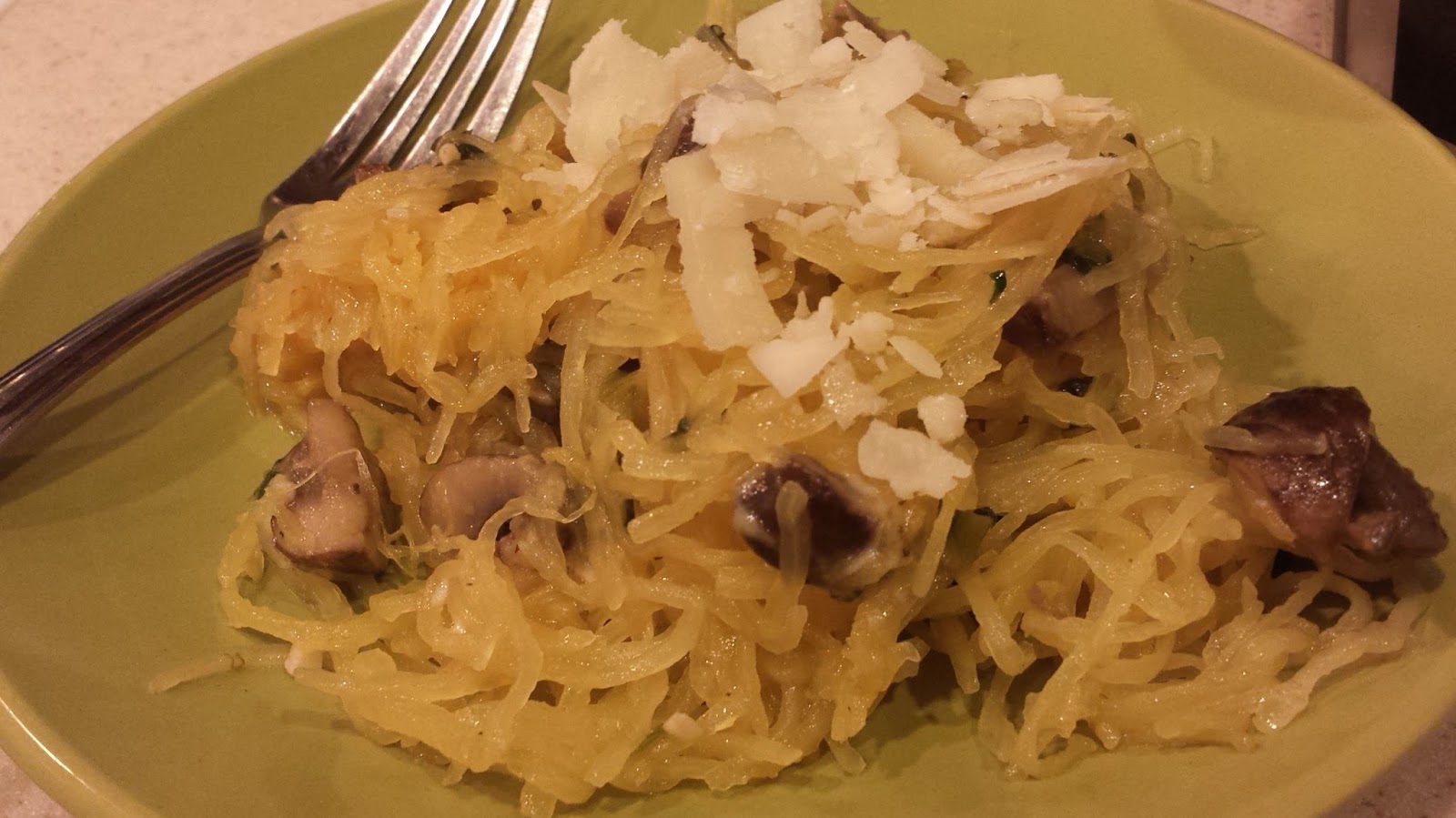 DeBie Hive Buzz: Spaghetti Squash with Spinach, Mushrooms, and Leeks in