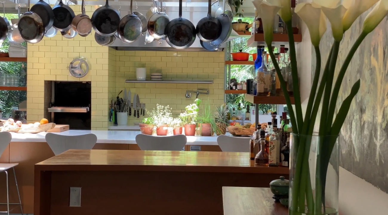11 Photos vs. 2801 Fairgreen Dr, Miami Beach, FL vs. Home Interior Design Tour