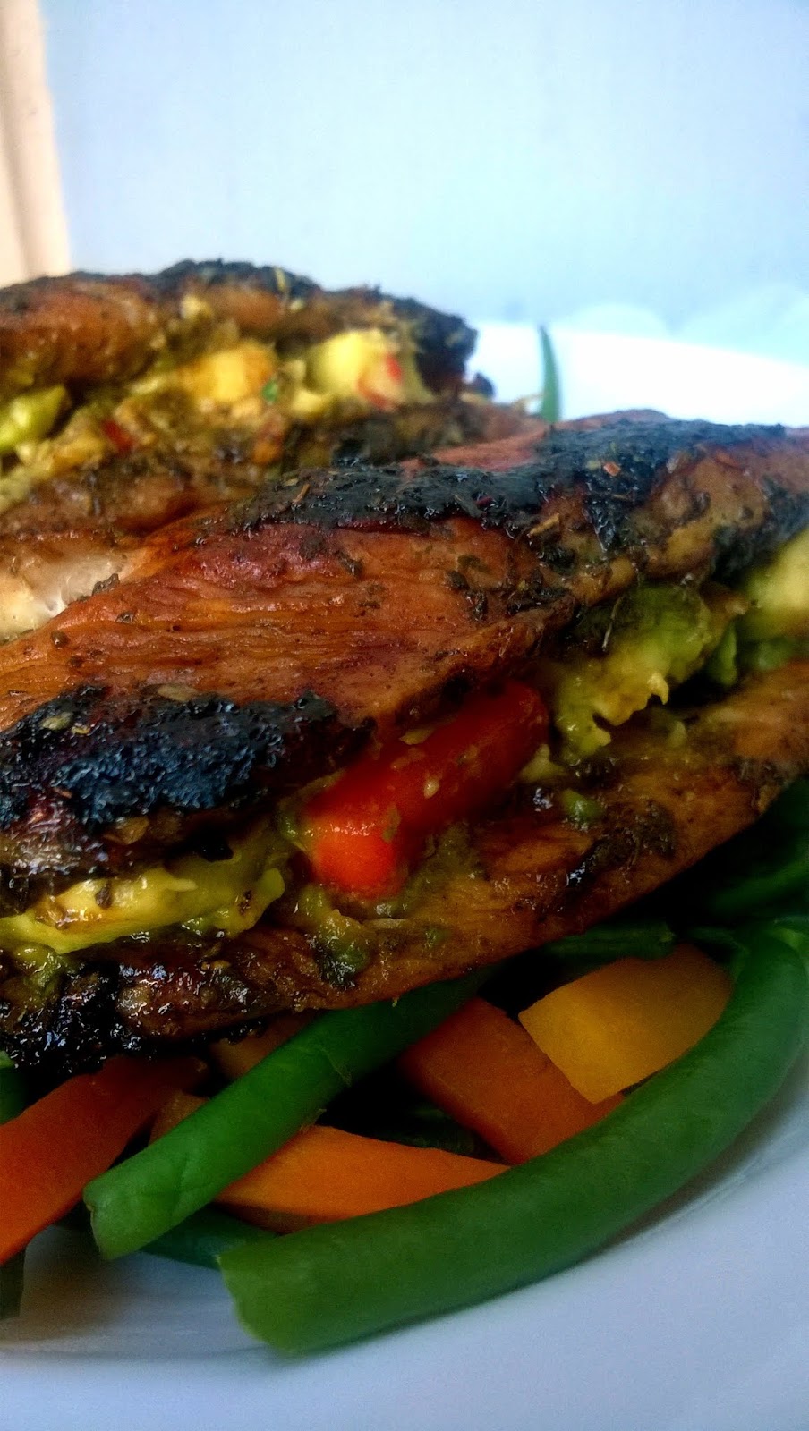 HERB CRUSTED AVOCADO STUFFED CHICKEN BREASTS / Nairobi Kitchen