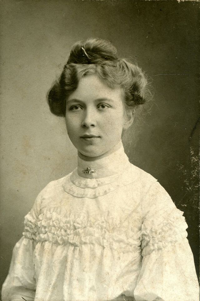 Glamorous Photos That Defined Edwardian Women S Hairstyles Vintage Everyday