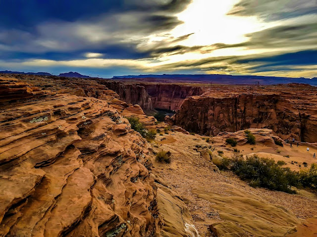 grand canyon, hiking in the grand canyon, sunset hiking, grand canyon arizona, romantic sunset in the grand canyon, paige arizona, where is horseshoe bend. colorado river arizona, how to get to the grand canyon, air bnb grand canyon, travel writers, grand canyon, hiking in the grand canyon, sunset hiking, grand canyon arizona, romantic sunset in the grand canyon, paige arizona, where is horseshoe bend. colorado river arizona, how to get to the grand canyon, air bnb grand canyon, travel writers,