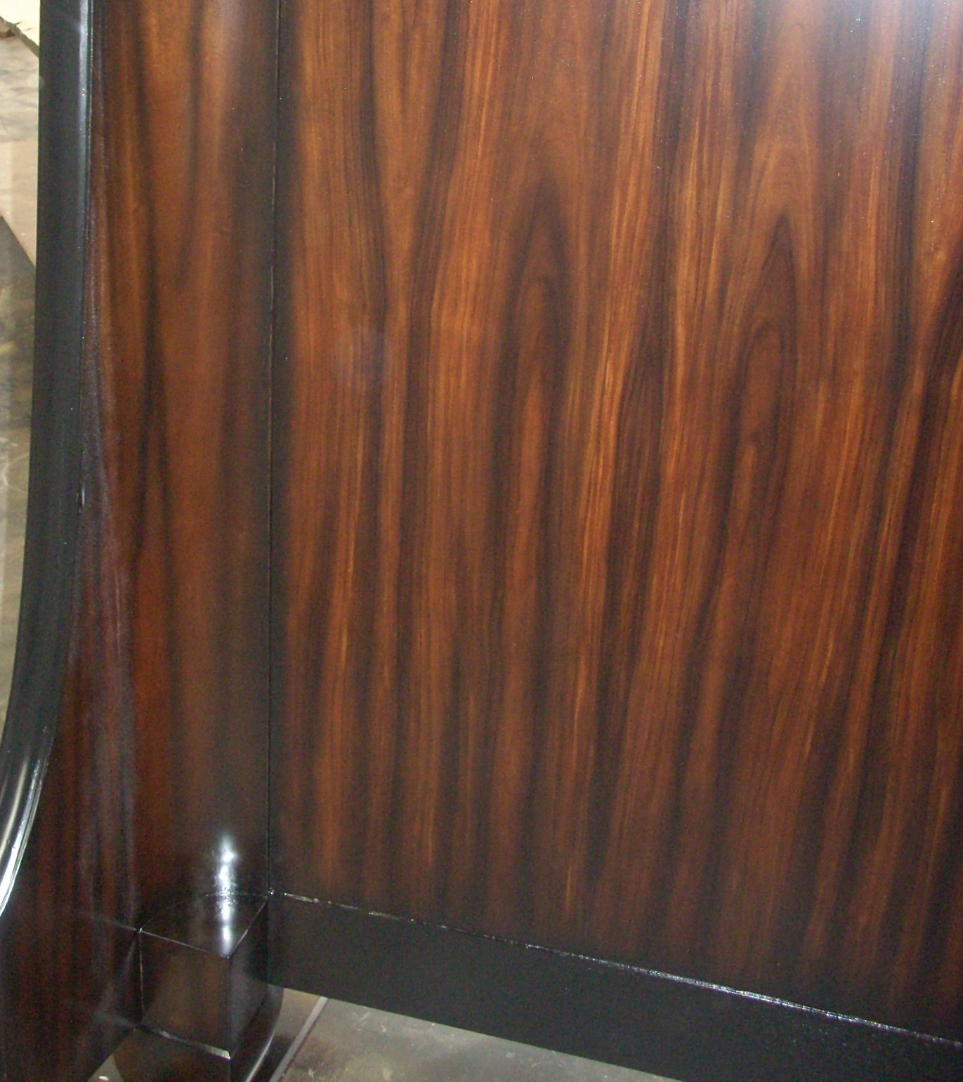 Rose wood wisno wood furniture finishing