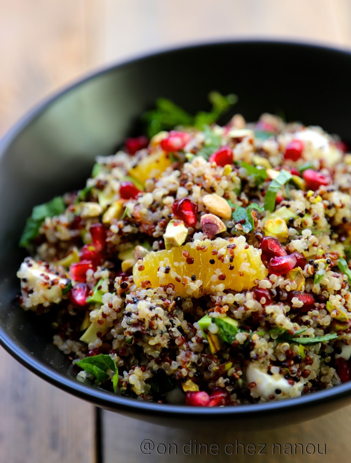 On Dine chez Nanou Salade de quinoa aux oranges, à la mozzarella , à