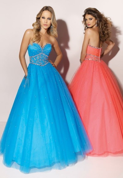 WhiteAzalea Ball Gowns: Fashion Star and Ball Gowns