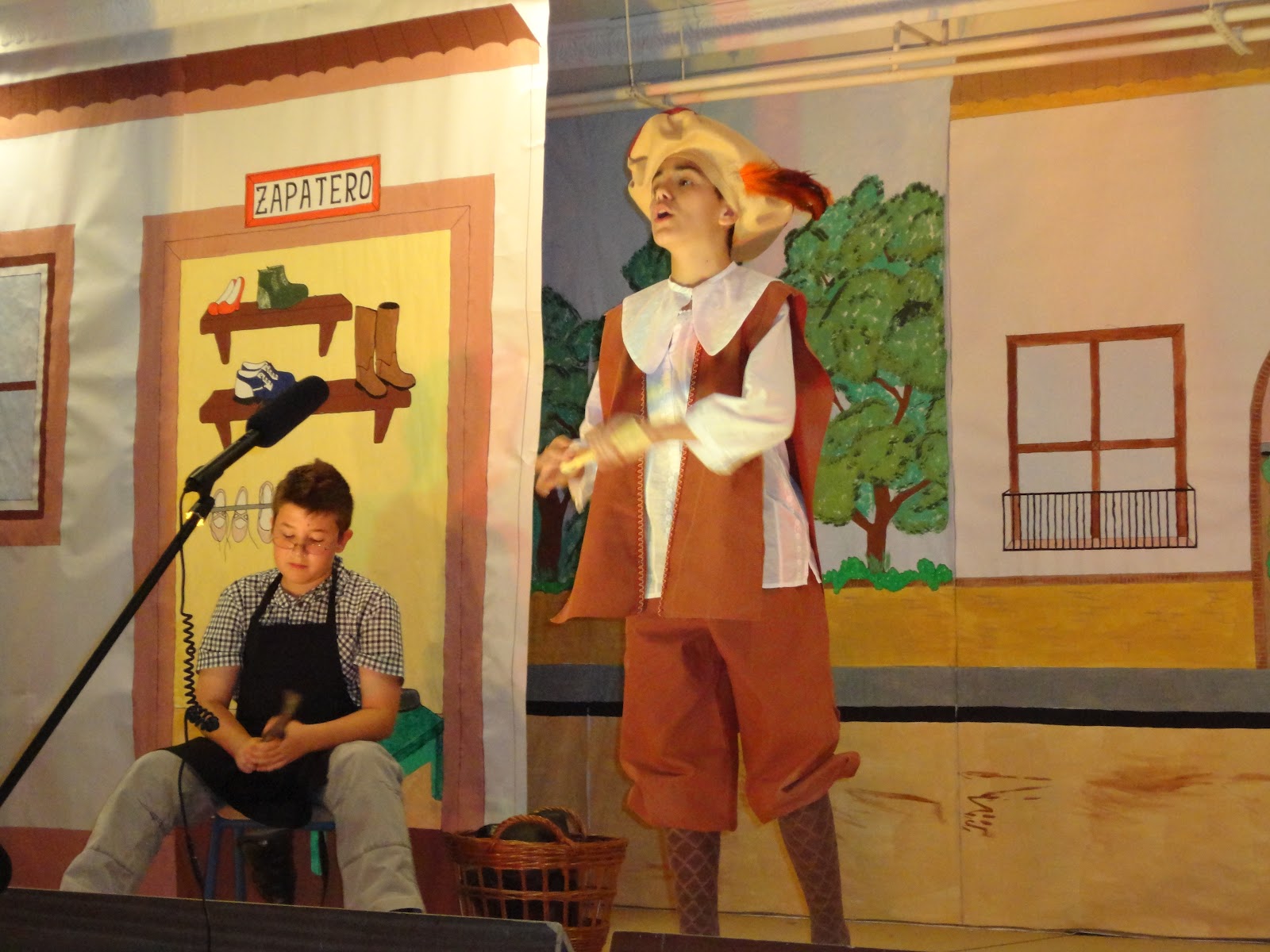 ROCIO OLIVARES. EL AULA DE PT.: TEATRO Y CORO.