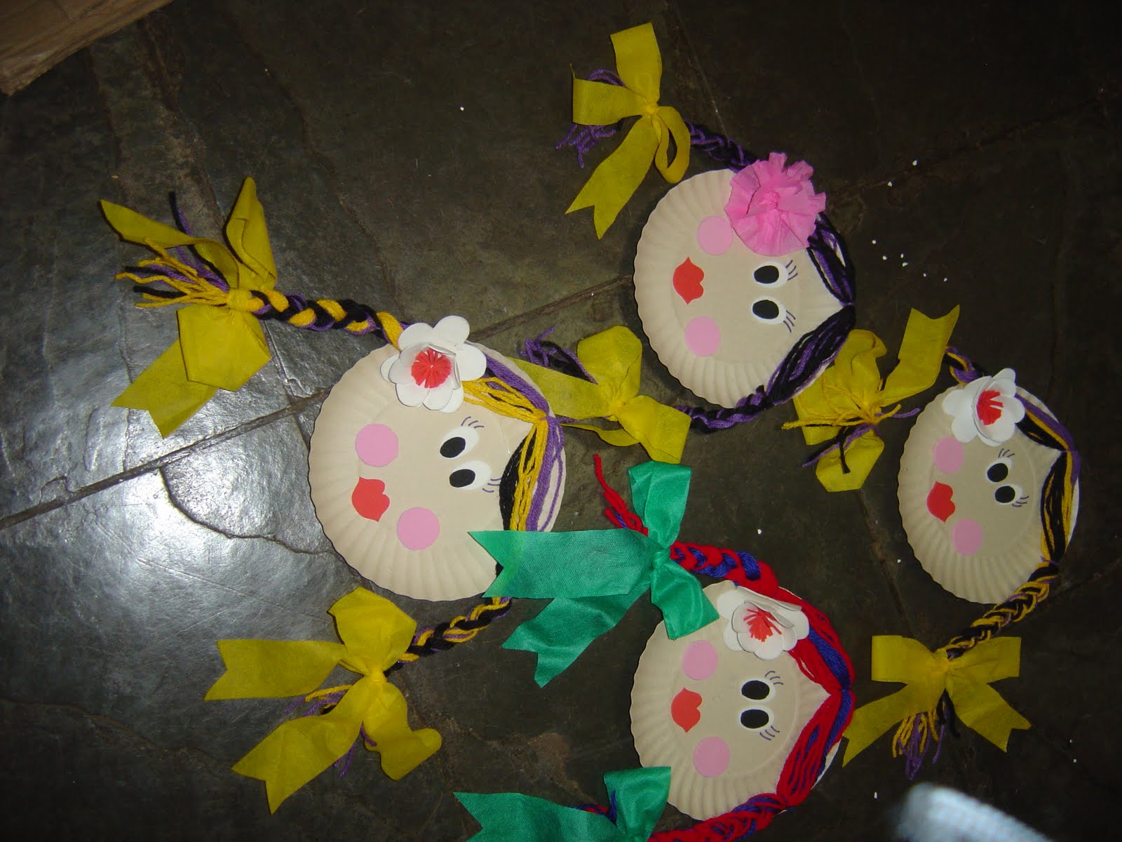 Caipiras (Prato de Papel) | Atividades Educativas