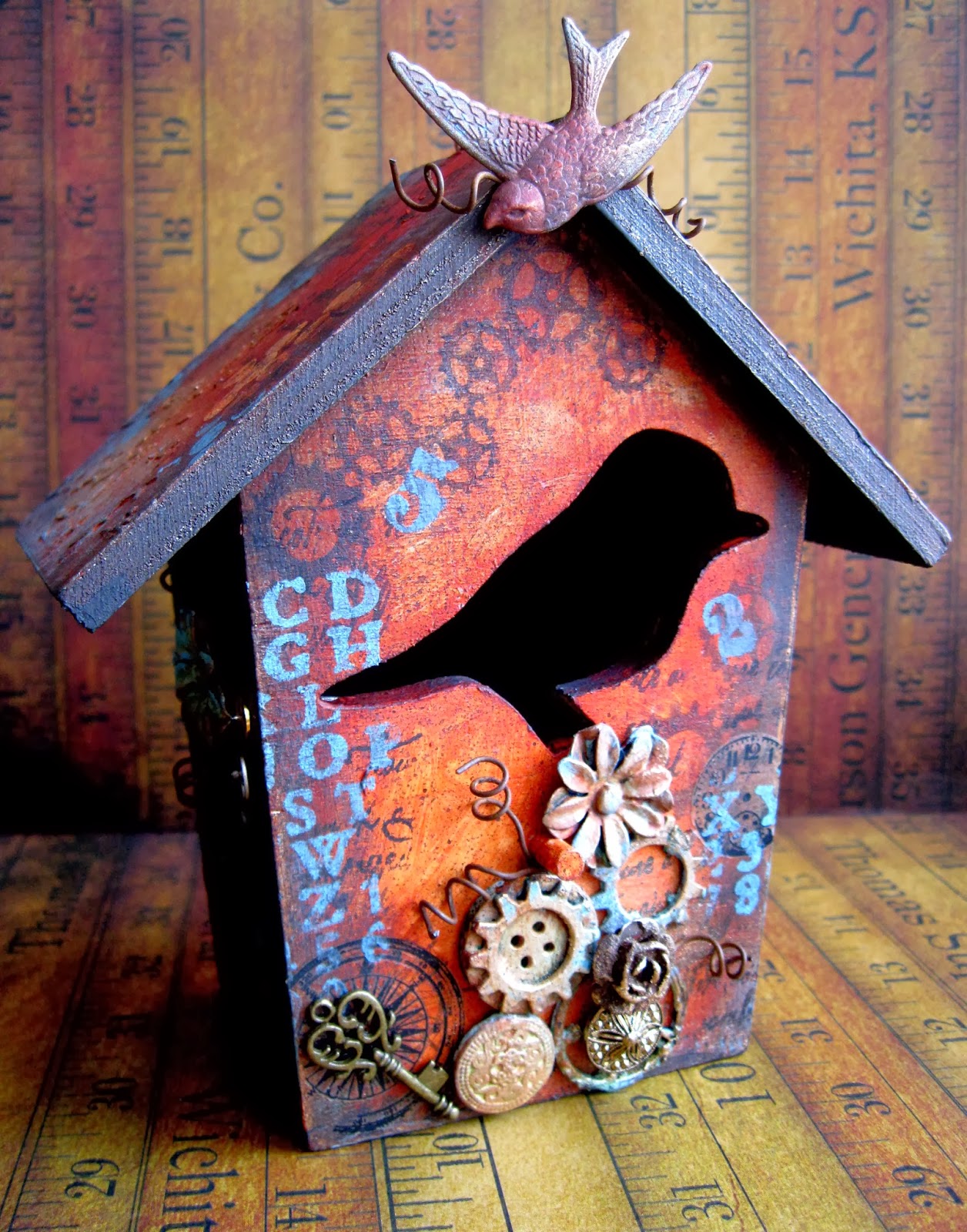 Laurart Steampunk Birdhouse