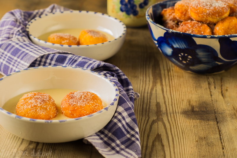Buñuelos de calabaza y naranja sobre natillas de horchata #singluten #sinlactosa