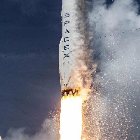 SpaceX fracasa en aterrizaje de cohete Falcon 9 en el Atlántico SpaceX fracasa en aterrizaje de cohete Falcon 9 en el Atlántico