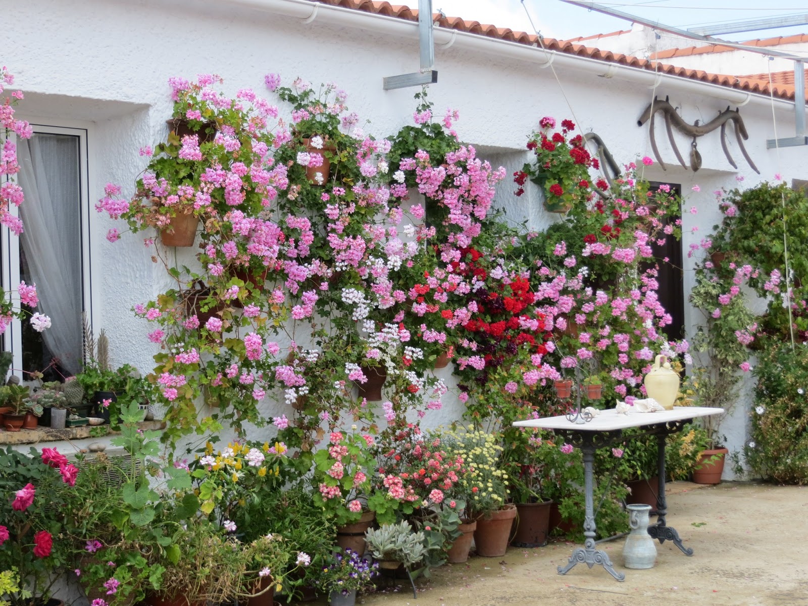 CPR.BEMBEZAR: LOS PATIOS DE CÉSPEDES