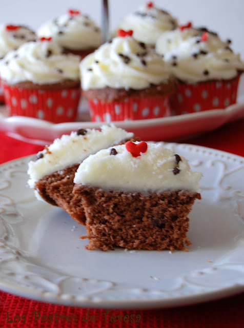  Cupcakes de Chocolate & Coco 