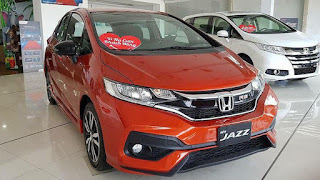 Honda Jazz , Toyota Yaris