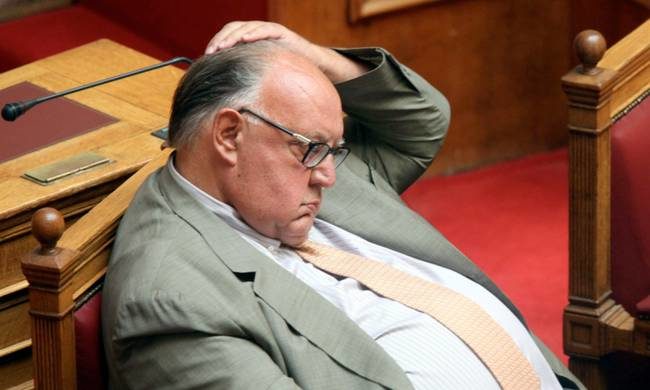 Πάγκαλος: «Οποιος κραδαίνει όπλο να πυροβολείται αμέσως» Πάγκαλος: «Οποιος κραδαίνει όπλο να πυροβολείται αμέσως»
