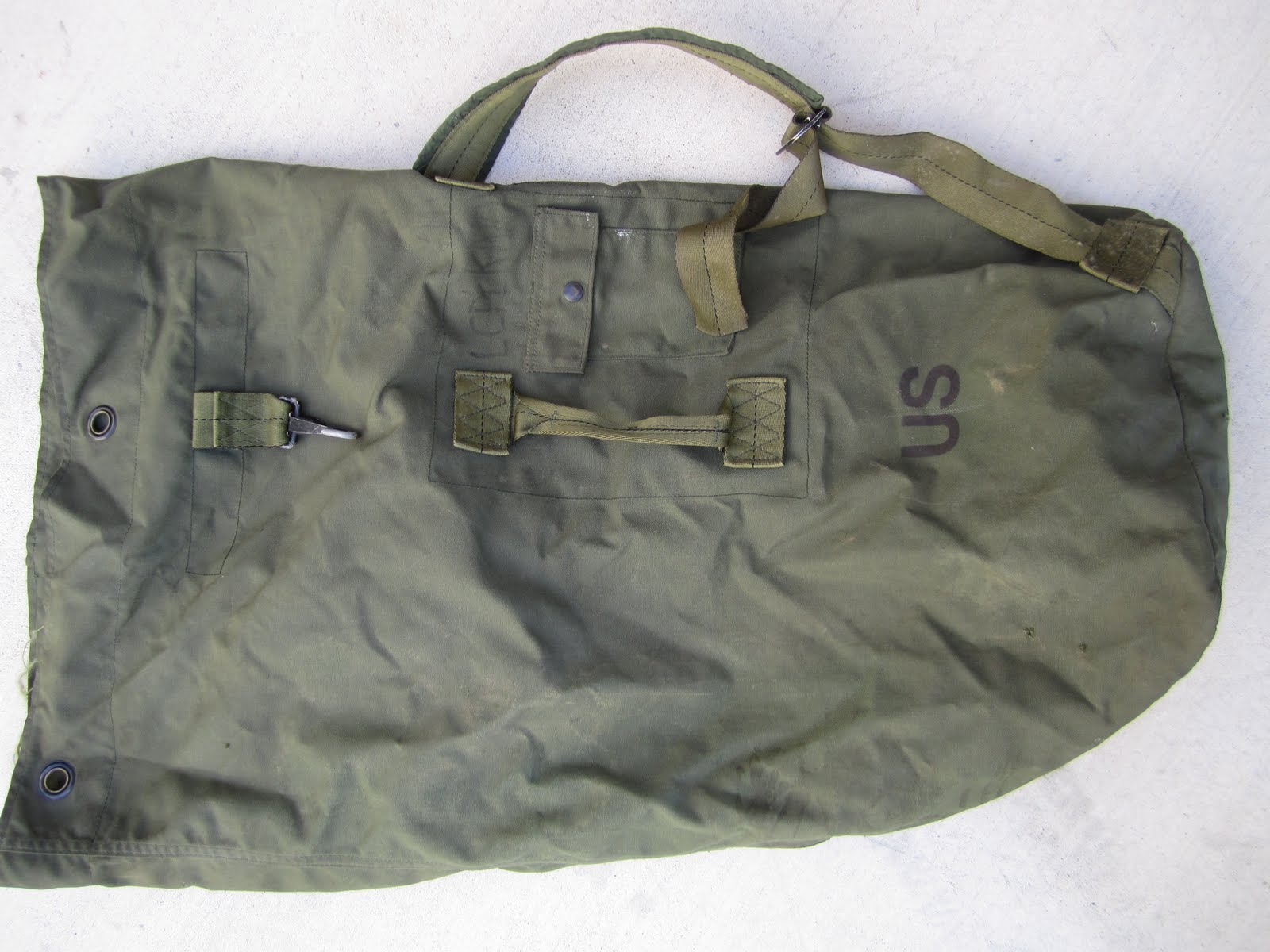 pill stash: vietnam era american army duffel www.bagsaleusa.com/product-category/classic-bags/ sale SOLD