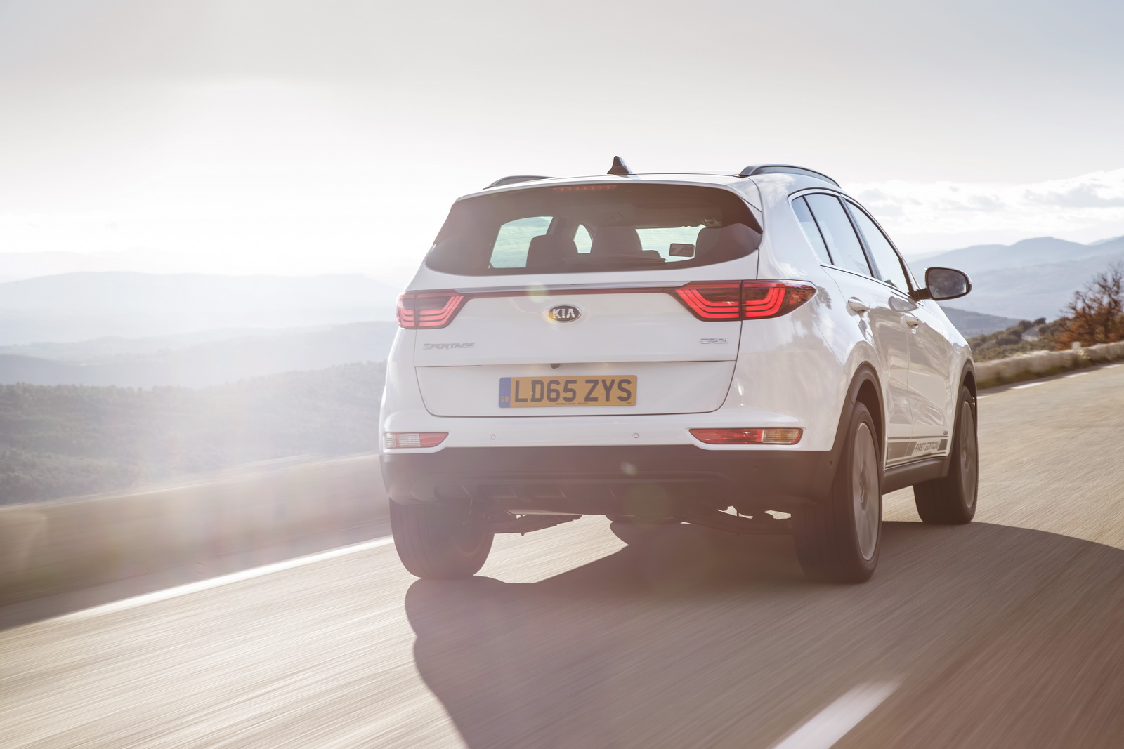 New Kia Sportage Detailed In Huge Gallery [354 Pics]