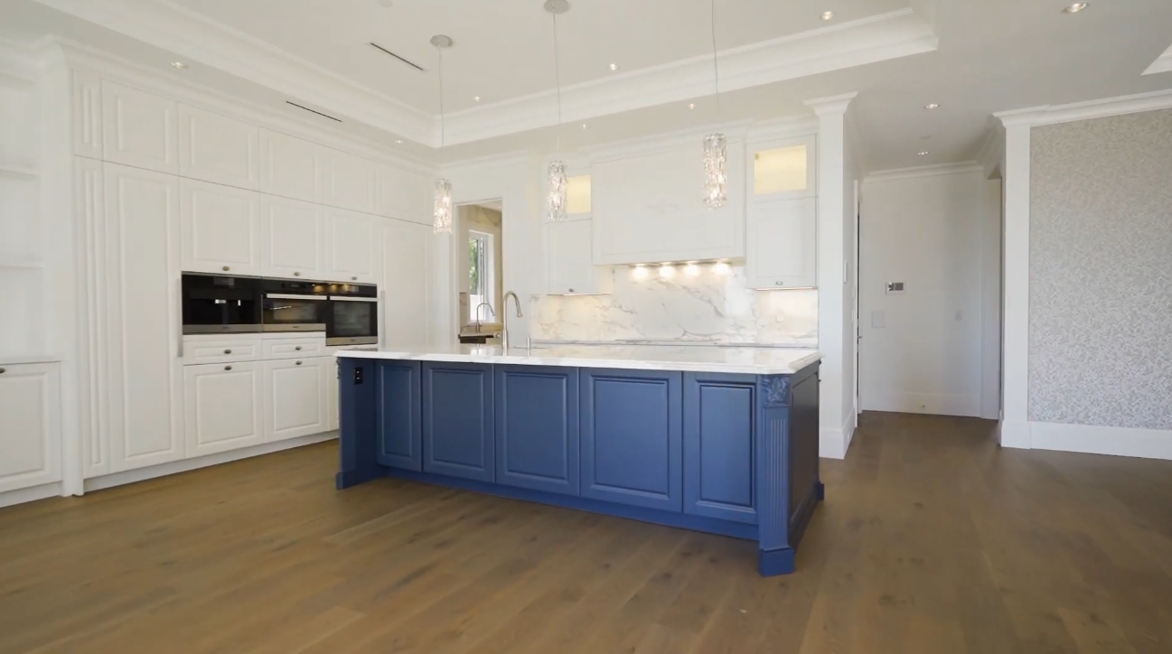 29 Photos vs. Mathers Residence, West Vancouver vs. Homes by Valentino Interior Design Tour