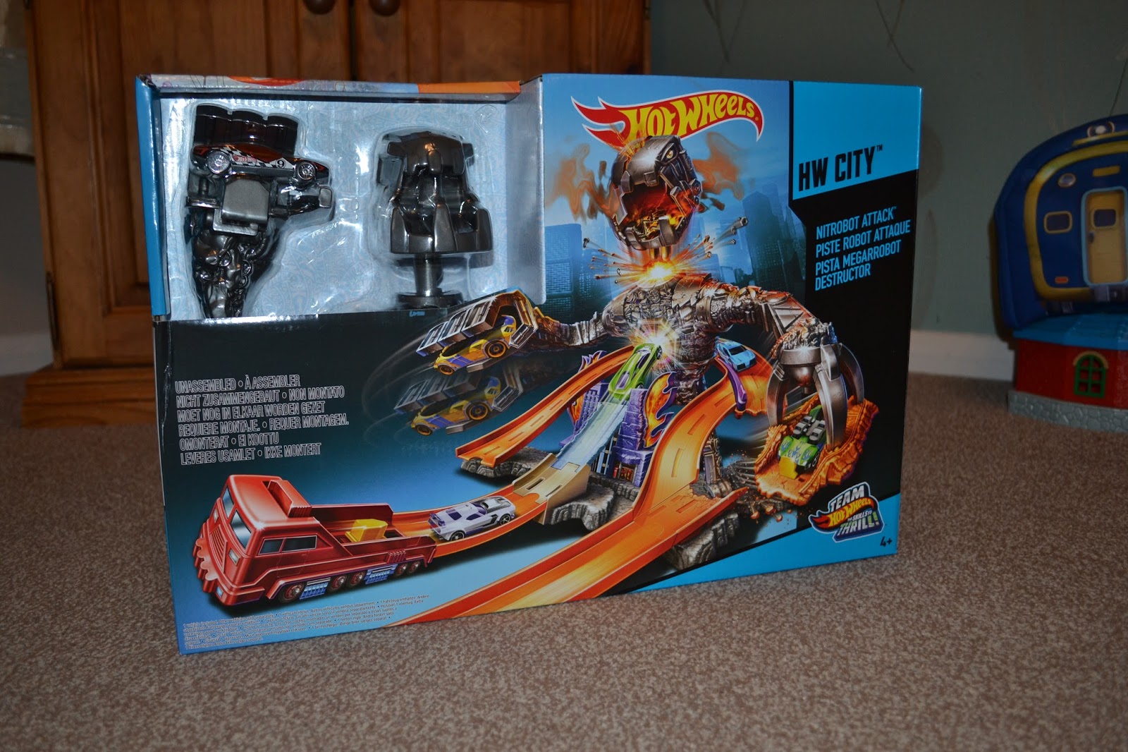 nitrobot attack hot wheels