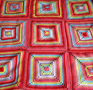 crochetingclub: crochet tips. flat circle: seamless join and standing ...