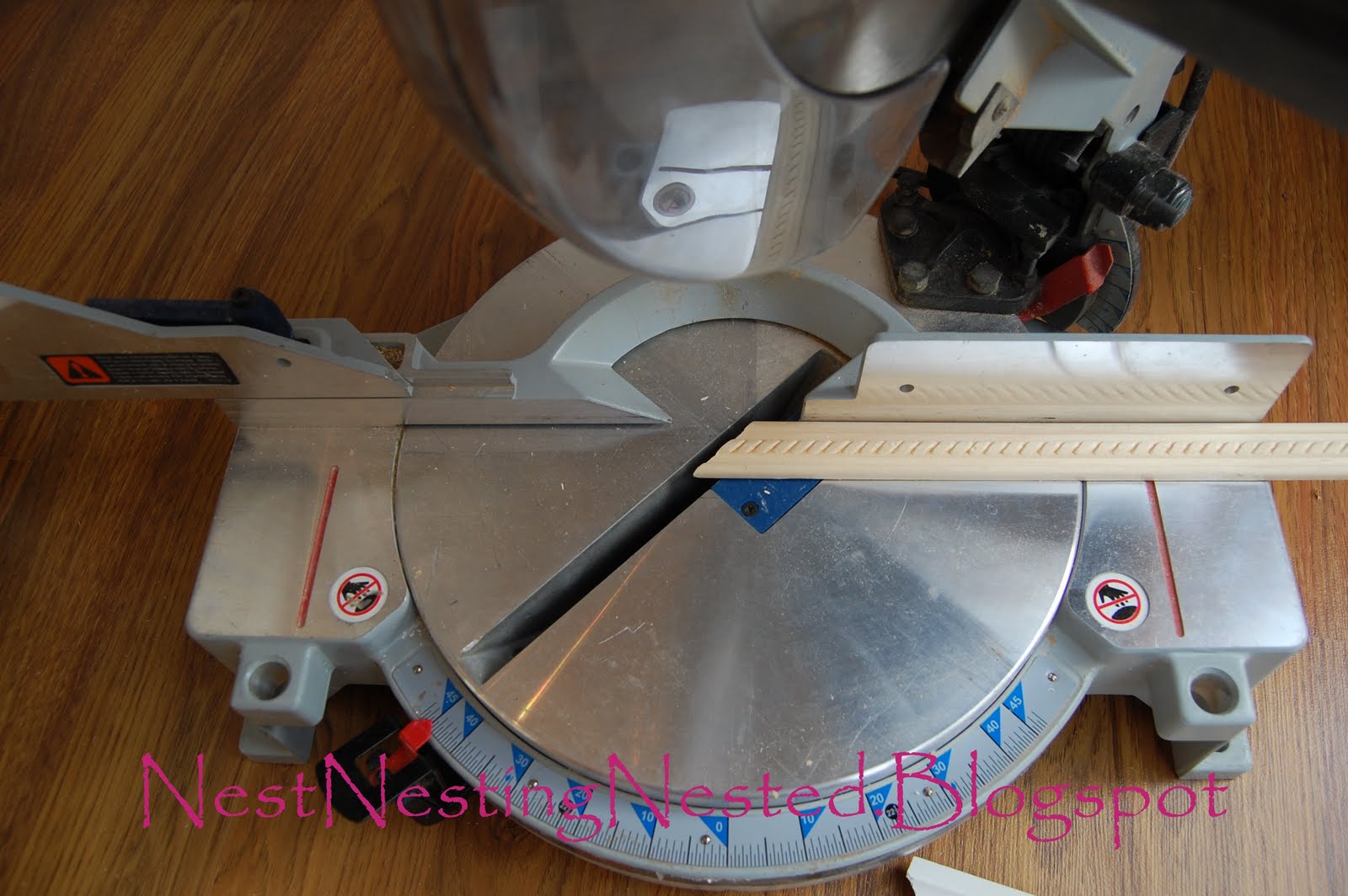 try this how to cut moldings/trim