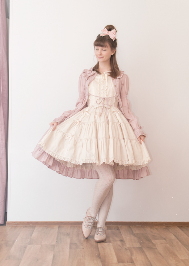 a girl posing in classic lolita